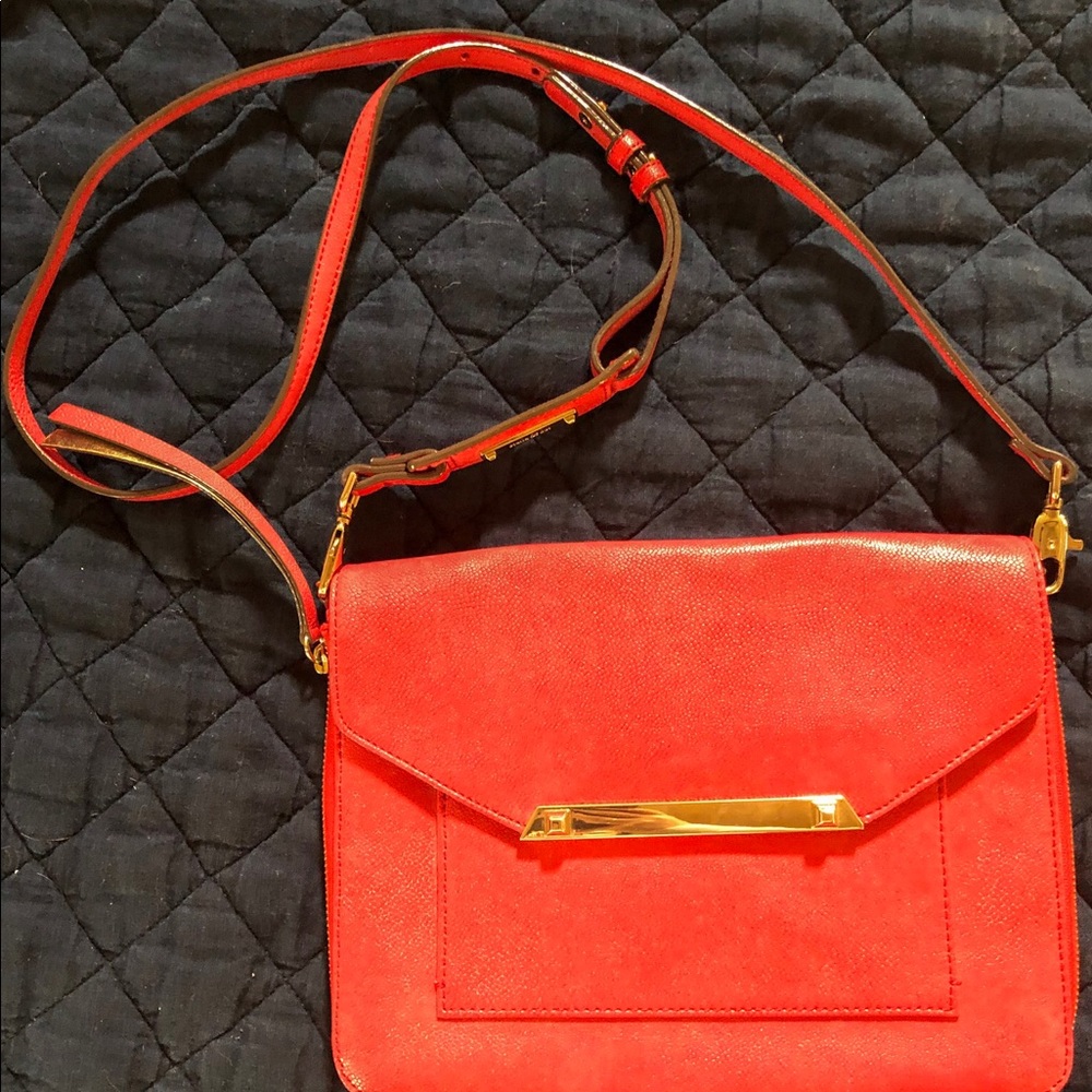 Crossbody bag